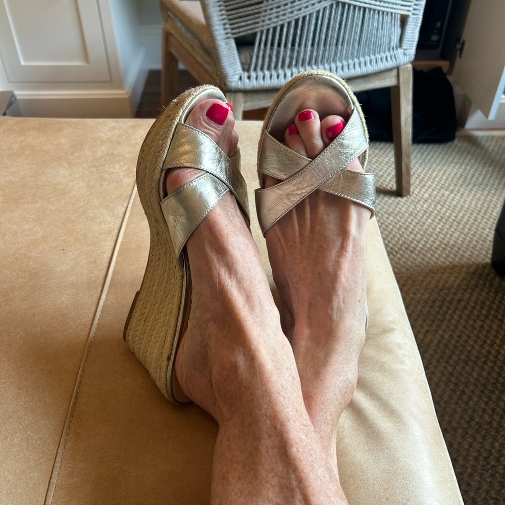 Gold Sandals by Shoes ‘n’ More size 10B